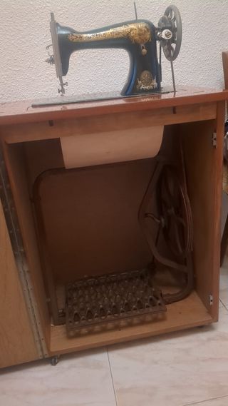 Máquina de coser Singer