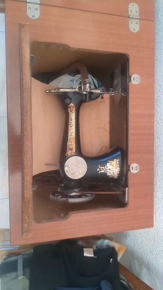 Máquina de coser Singer