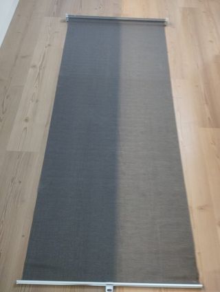 Estor enrollable gris oscuro translúcido