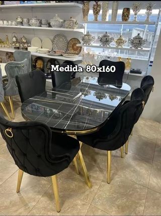Mesa ovalada+ 6 sillas