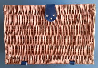 Cesta de Picnic Mimbre y Cuero Azul