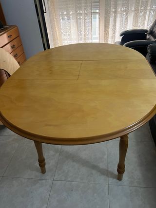 Mesa de madera extensible