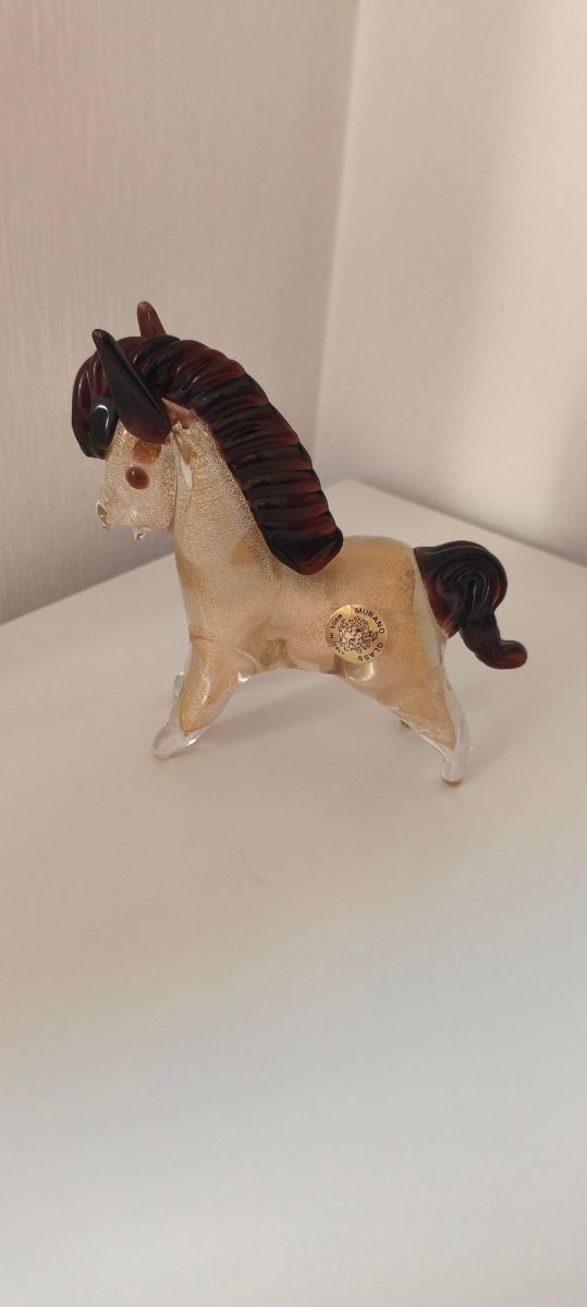 Caballo Murano Oro y Negro