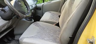 Opel Vivaro 2005