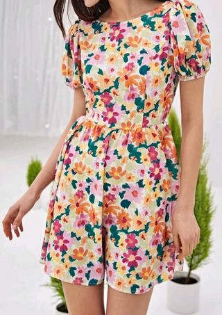 Vestido floral fiesta manga abullonada