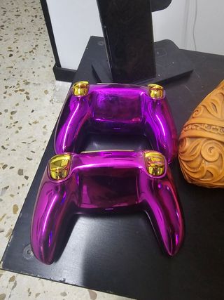 PS5 con 2 mandos personalizados