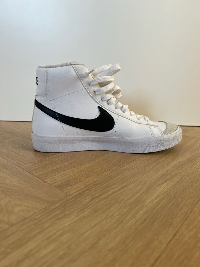 Zapatillas Nike Blazer Mid '77 Blancas