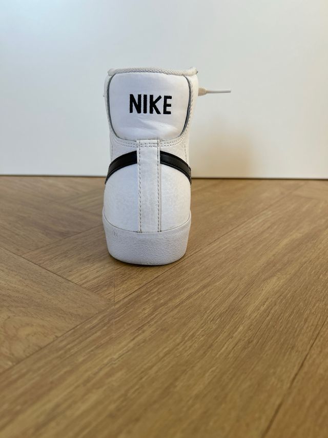 Zapatillas Nike Blazer Mid '77 Blancas