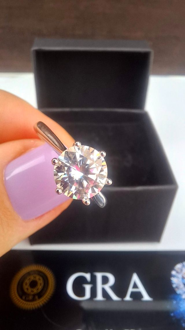 Anillo Moissanita 2ct