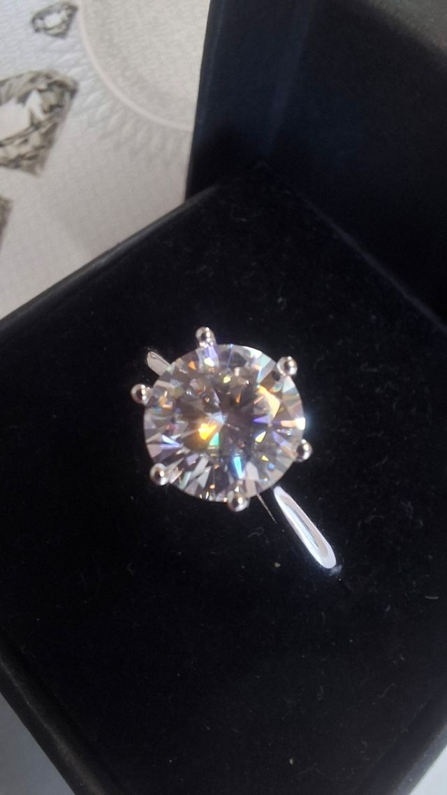 Anillo Moissanita 2ct