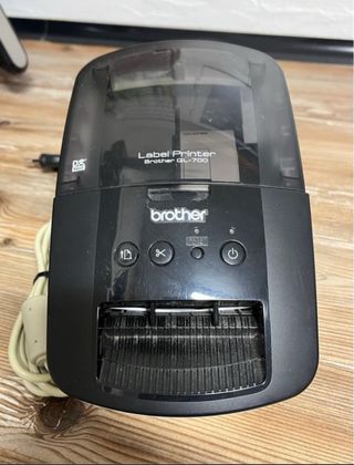 Impresora de Etiquetas Brother QL-700