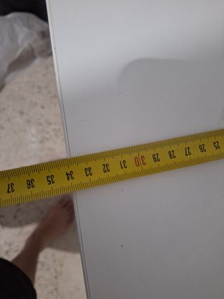 Escritorio blanco de madera