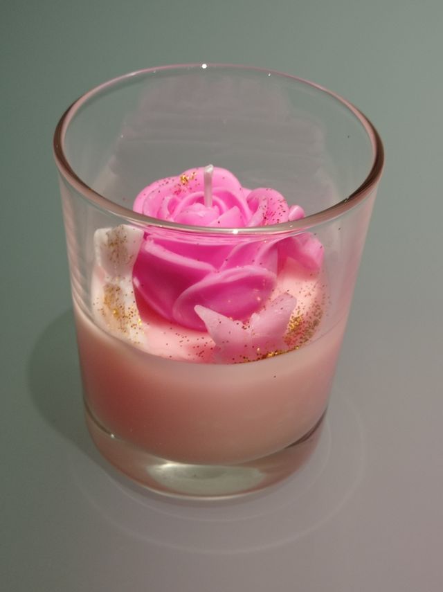 Velas artesanales decorativas y aromáticas 