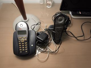 2 Telefoni Cordless Linea Fissa 