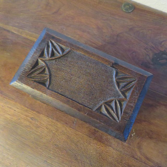 Caja pequeña de madera vintage 17 x 10 x 9cm