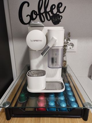Cafetera Nespresso Lattissima One Blanca