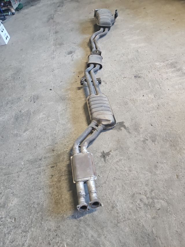 Linea di scarico BMW 330