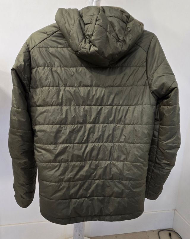 Chaqueta acolchada fina verde