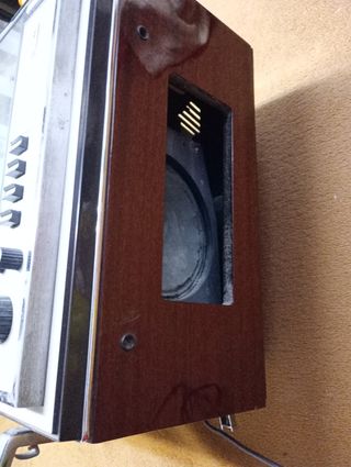 Televisor antiguo UHF liberator