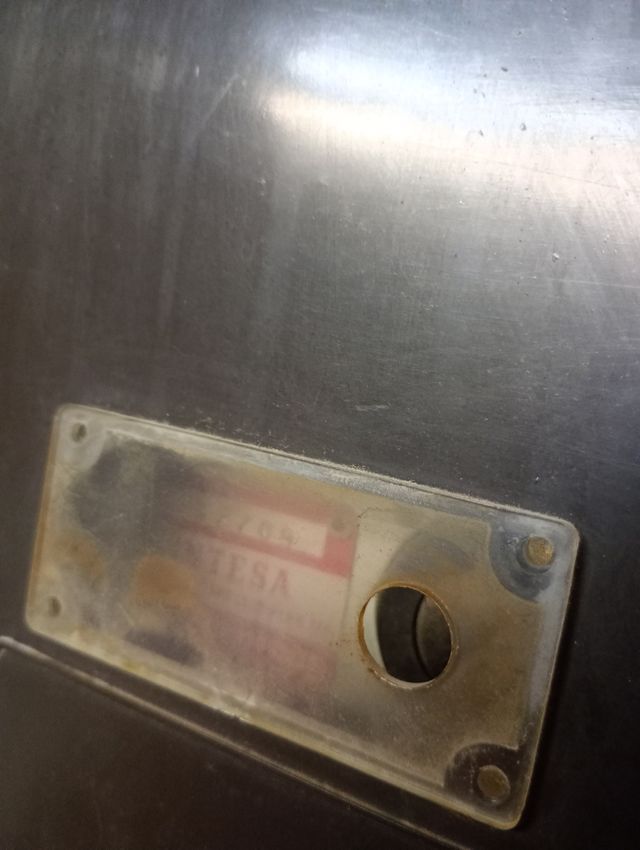 Televisor antiguo UHF liberator