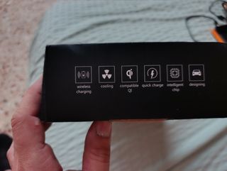 Cargador inalámbrico para coche mercedes C/GLC