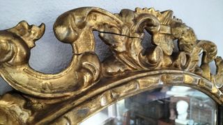 Antiguo espejo madera dorado