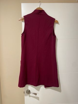 Chaleco largo mujer color burdeos