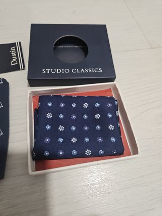 2 Pañuelos de bolsillo