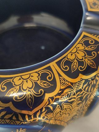Cenicero de porcelana con oro