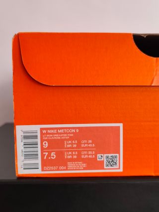 T40.5 - Nike Metcon 9 - Gris/Rosa