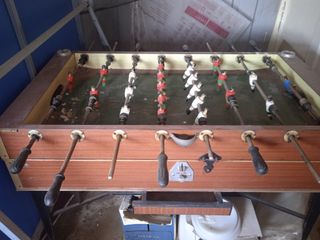 Futbolín de madera