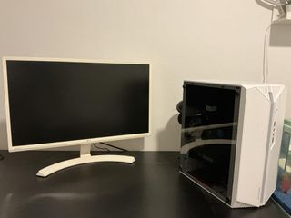 Monitor ( PC ) Con pantalla LG incluido.
