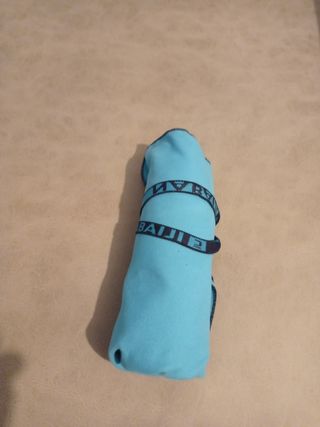 Toalla grande azul