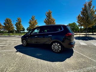 Opel Zafira Tourer 2013