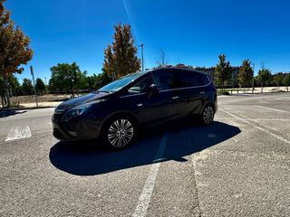 Opel Zafira Tourer 2013