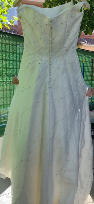Vestido de Novia con Pedrería