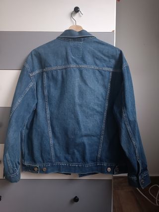 Cazadora vaquera bomber oversize mujer GAP