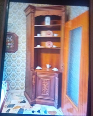 Parete attrezzata in legno