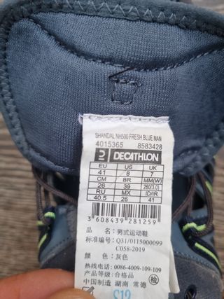 Sandalias de montaña y trekking azules