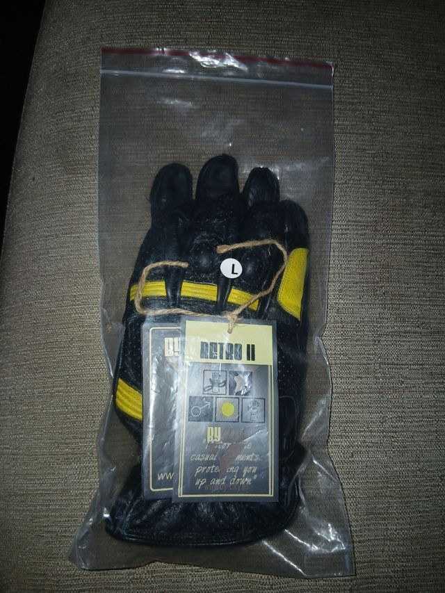 Guantes de Piel BY CITY diseño Retro Talla L-XL.