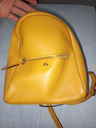 Bolso de cuero amarillo