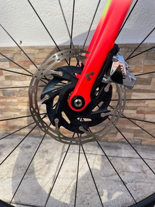 Bicicleta Cube Attain GTC Race 2020