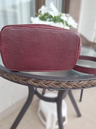Bolso de piel  granate