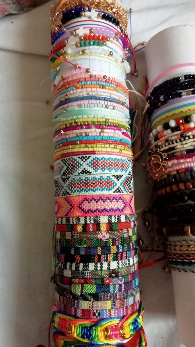Lote de Pulseras Artesanales