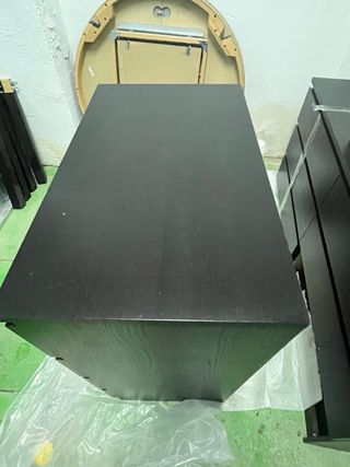 Cómoda de madera con 4 cajones