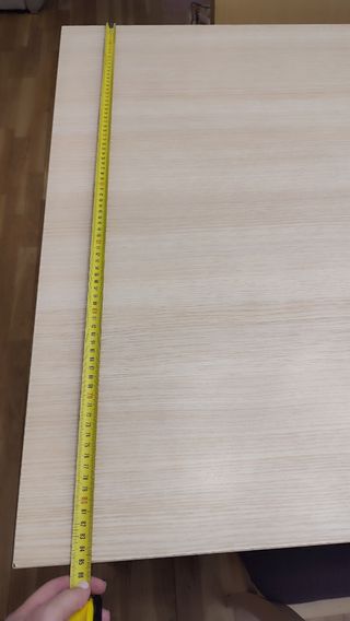 Mesa de comedor y 4 sillas de madera