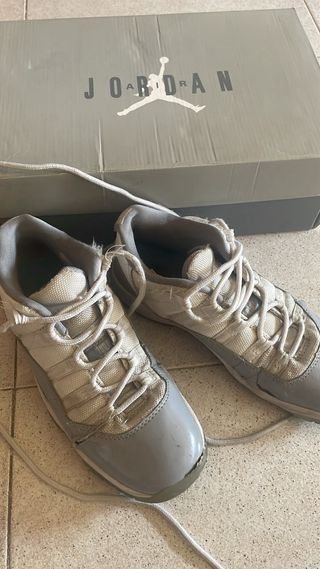 Air Jordan 11 Low Grises Talla 38 unisex