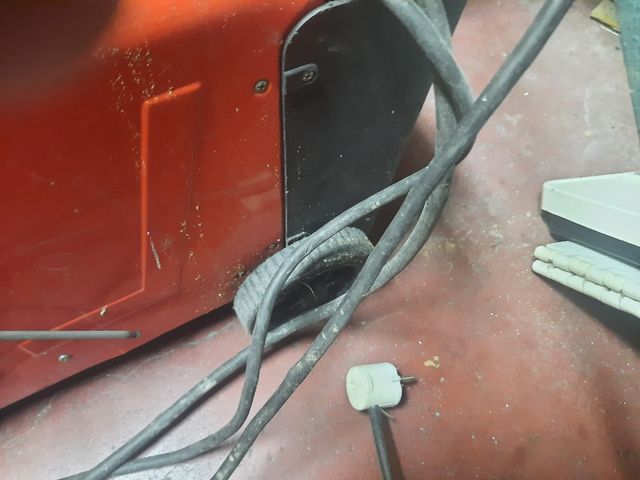 Soldador NORDICA 2000 con accesorios