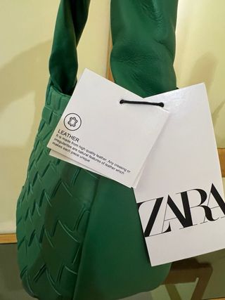 Bolso de piel verde trenzado nuevo