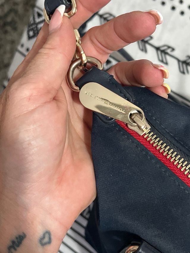 Bolso Tommy Hilfiger Negro